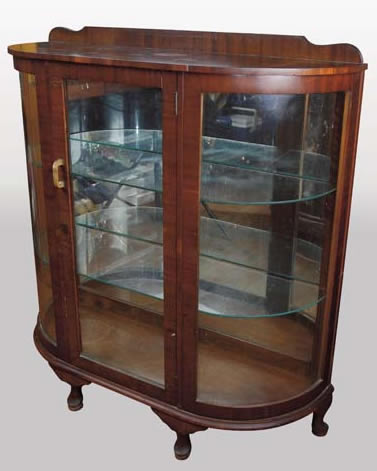 Compassionate buyers that buy old showcases